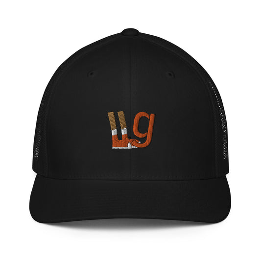 Closed-back trucker cap